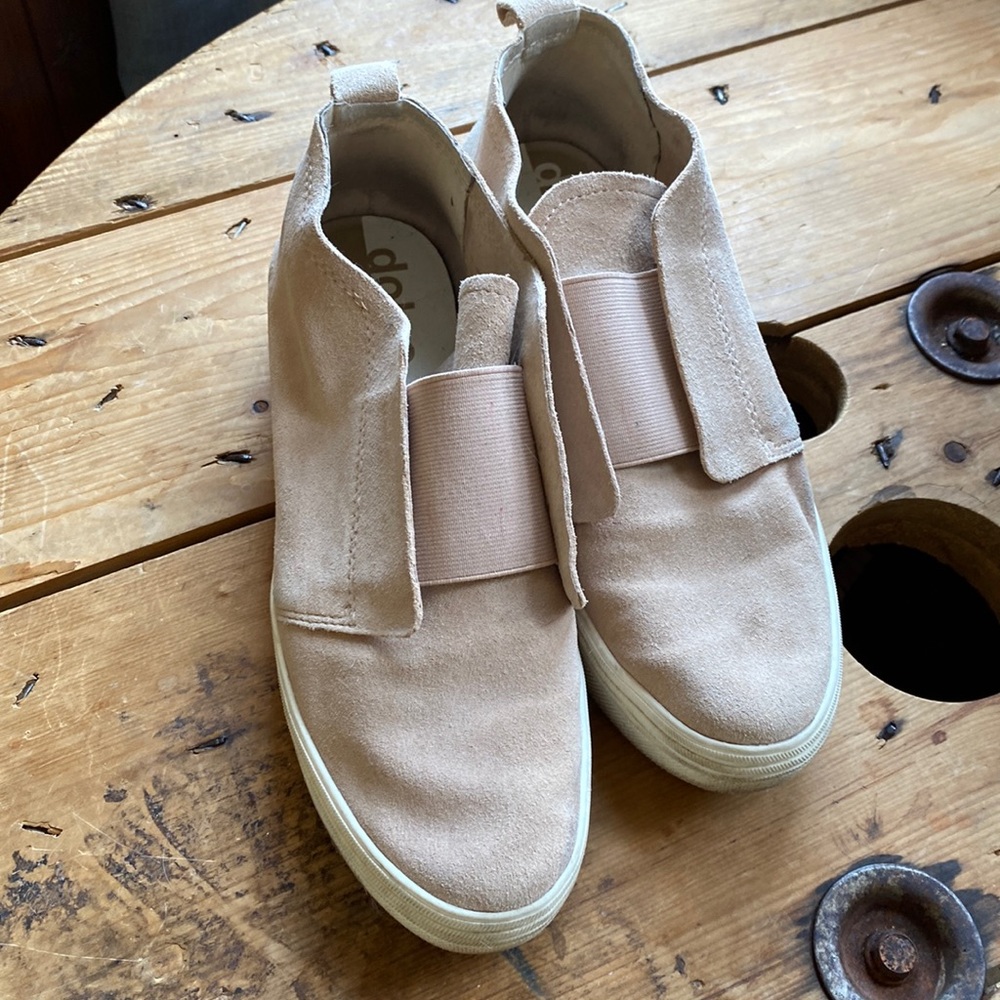 Pink suede platform shoes